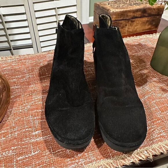 FLY London Suede Ruched Ankle Boots with Tie Detail Yebi Diesel - Picture 5 of 10